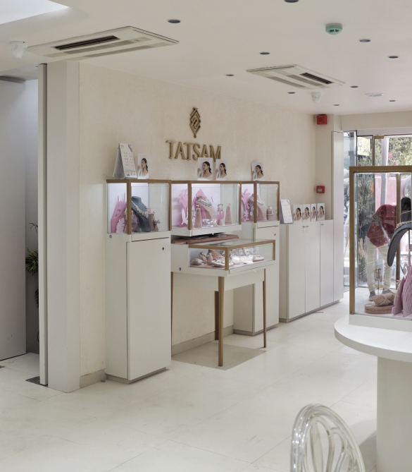 Diamond jewelry showroom in Surat